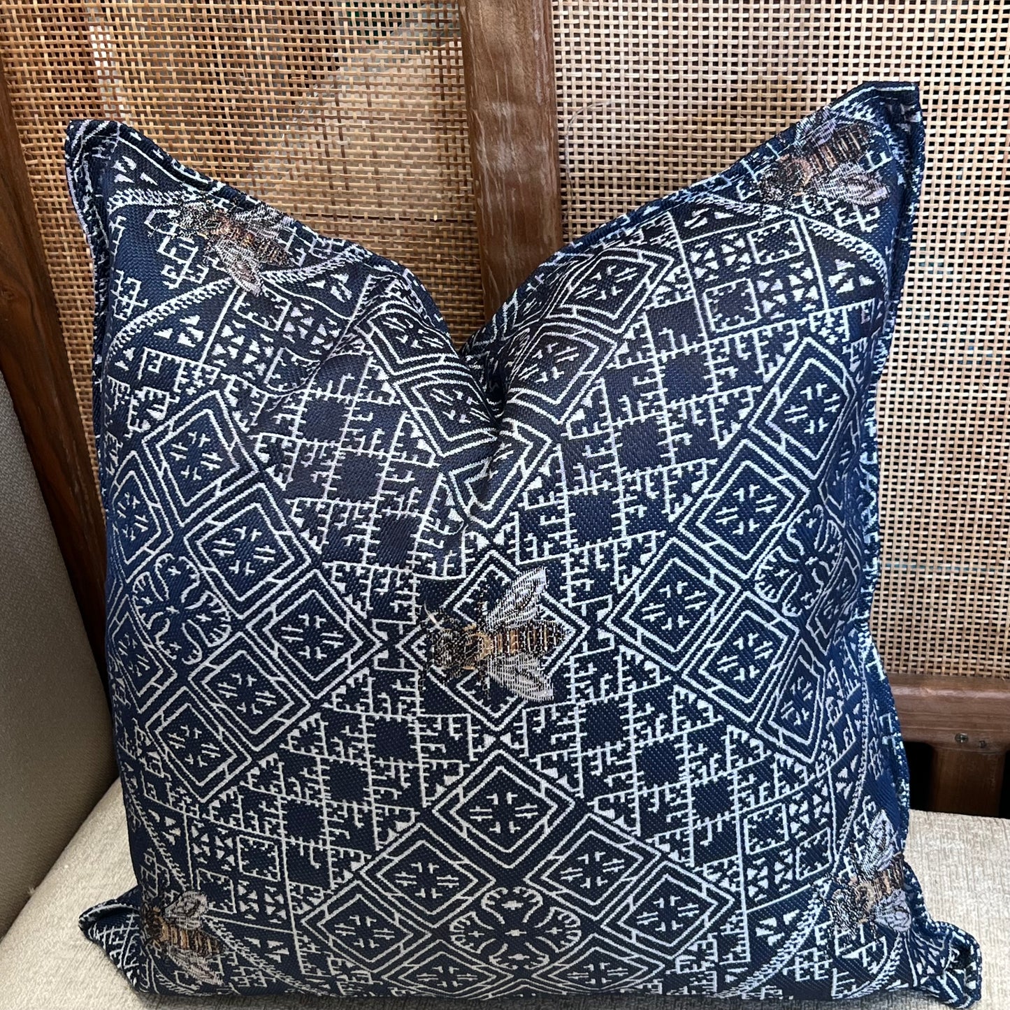 Coussin décoratif intemporel majestic bleu