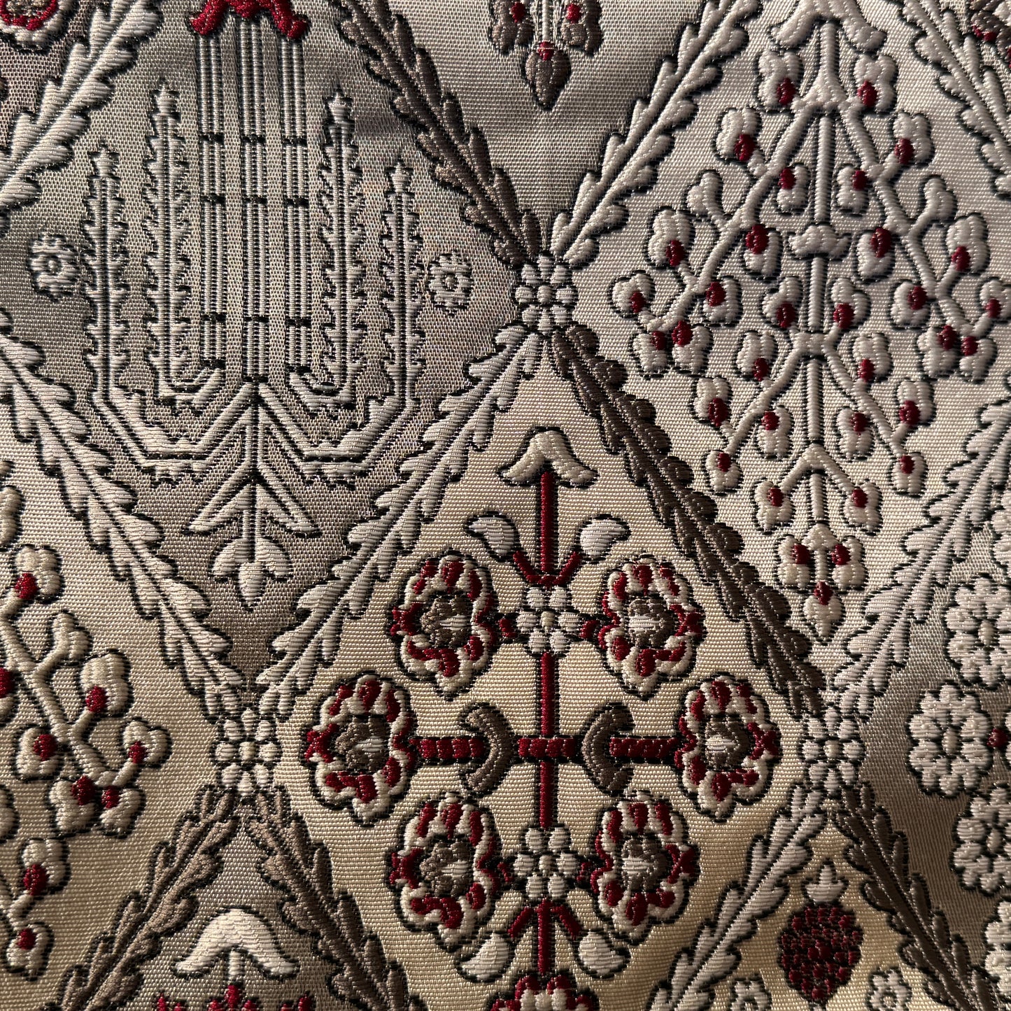 Tissu d’ameublement Diamant d’Orient en relief – Biyadi Collection