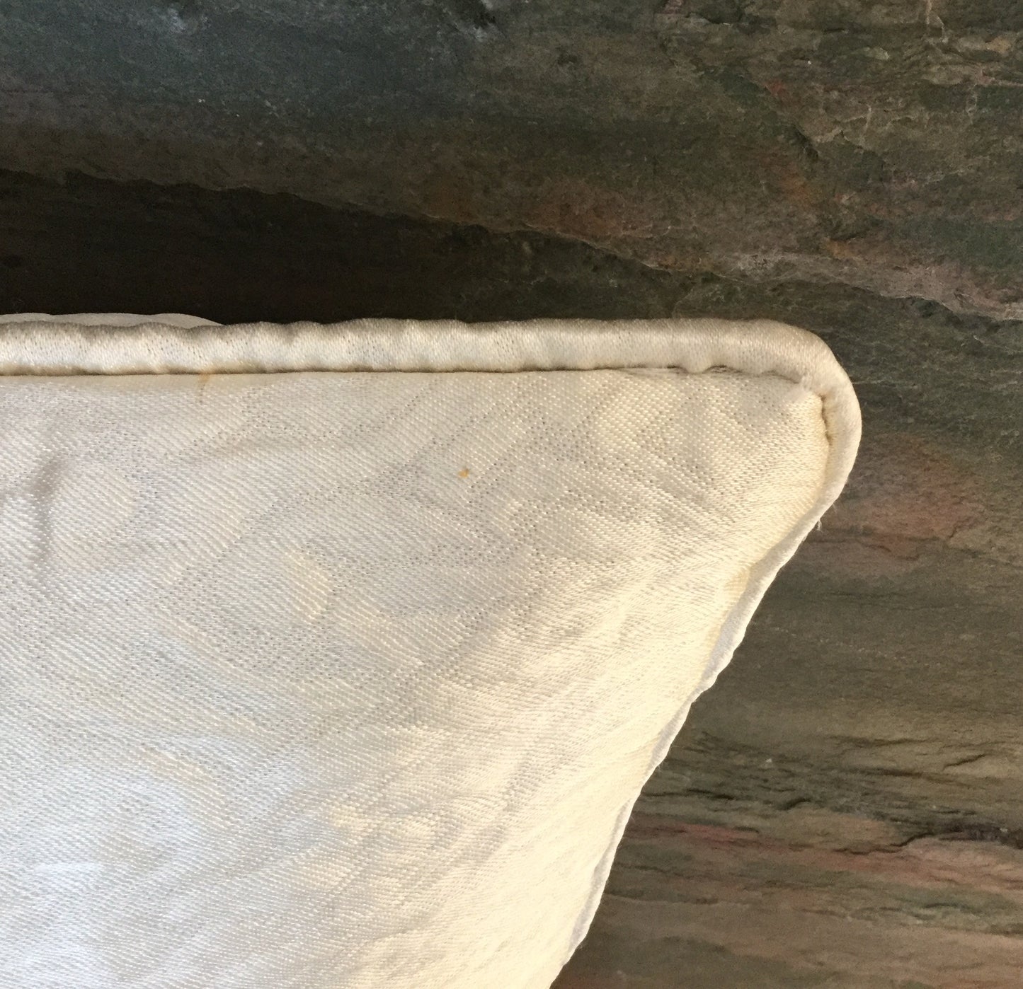 Coussin marocain blanc cassé