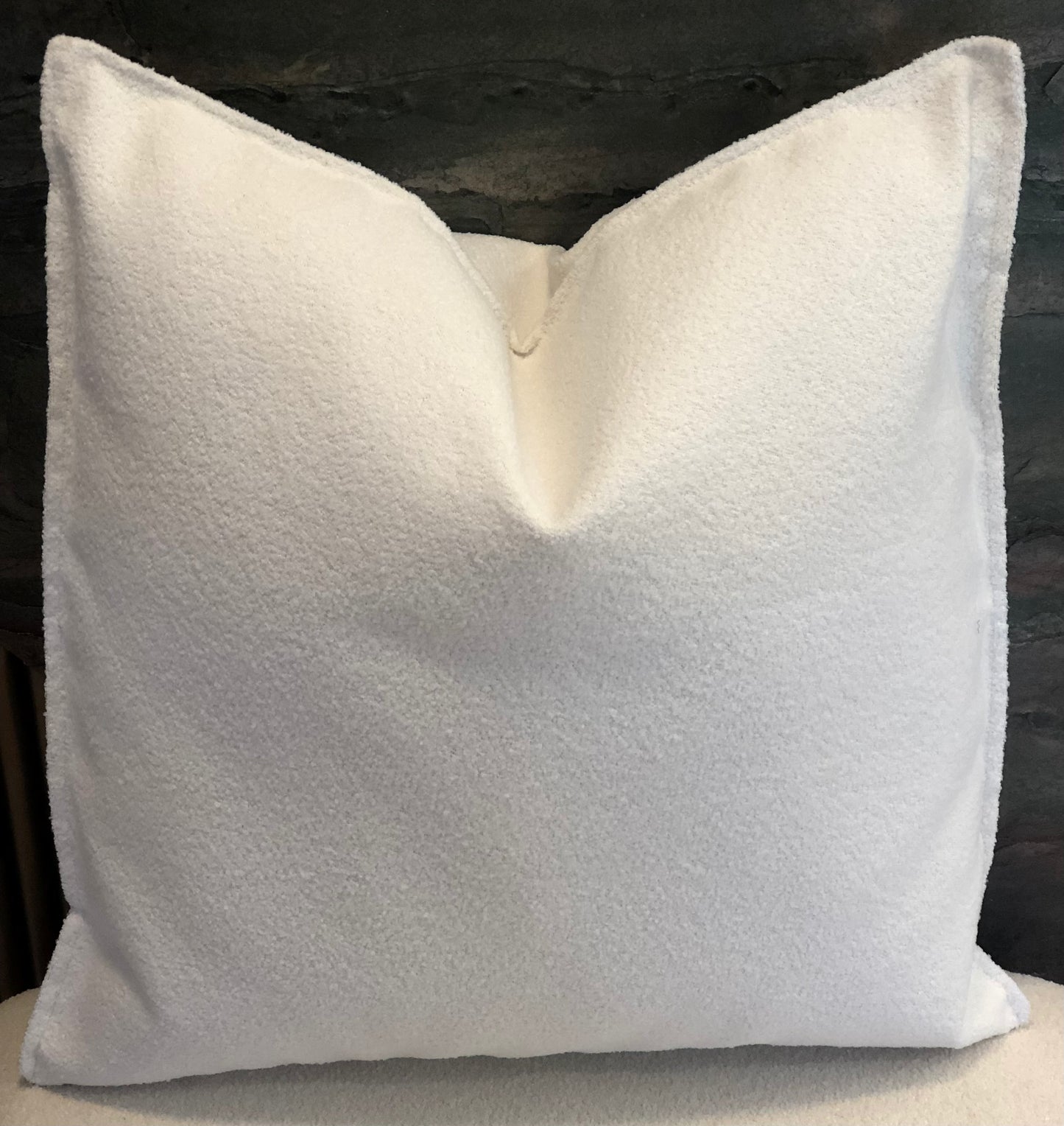 Coussin carré décoratif blanc