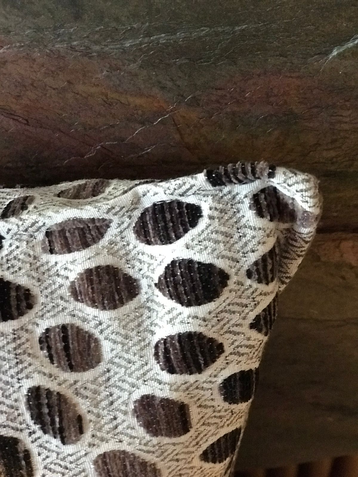 Green decorative cushion 50x50cm