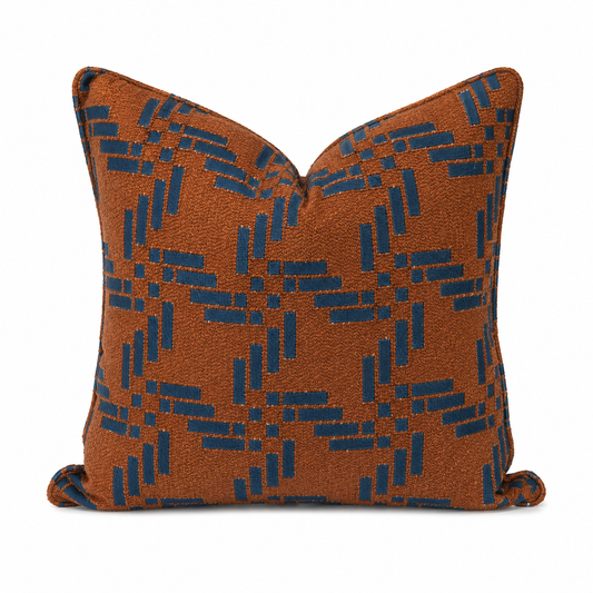 Coussin décoratif à motifs géométriques Terracotta & Navy Blue