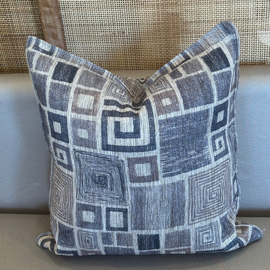 Coussin Carrés & Lignes