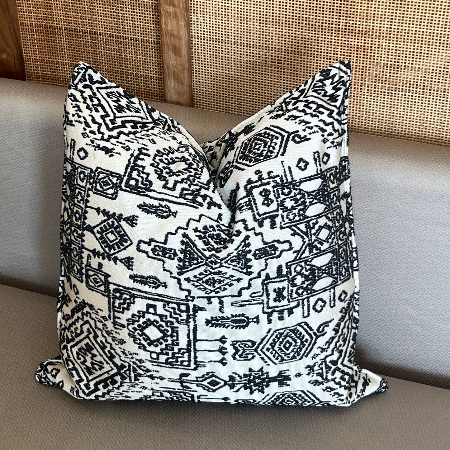 Coussin Berbère Blanc/Noir
