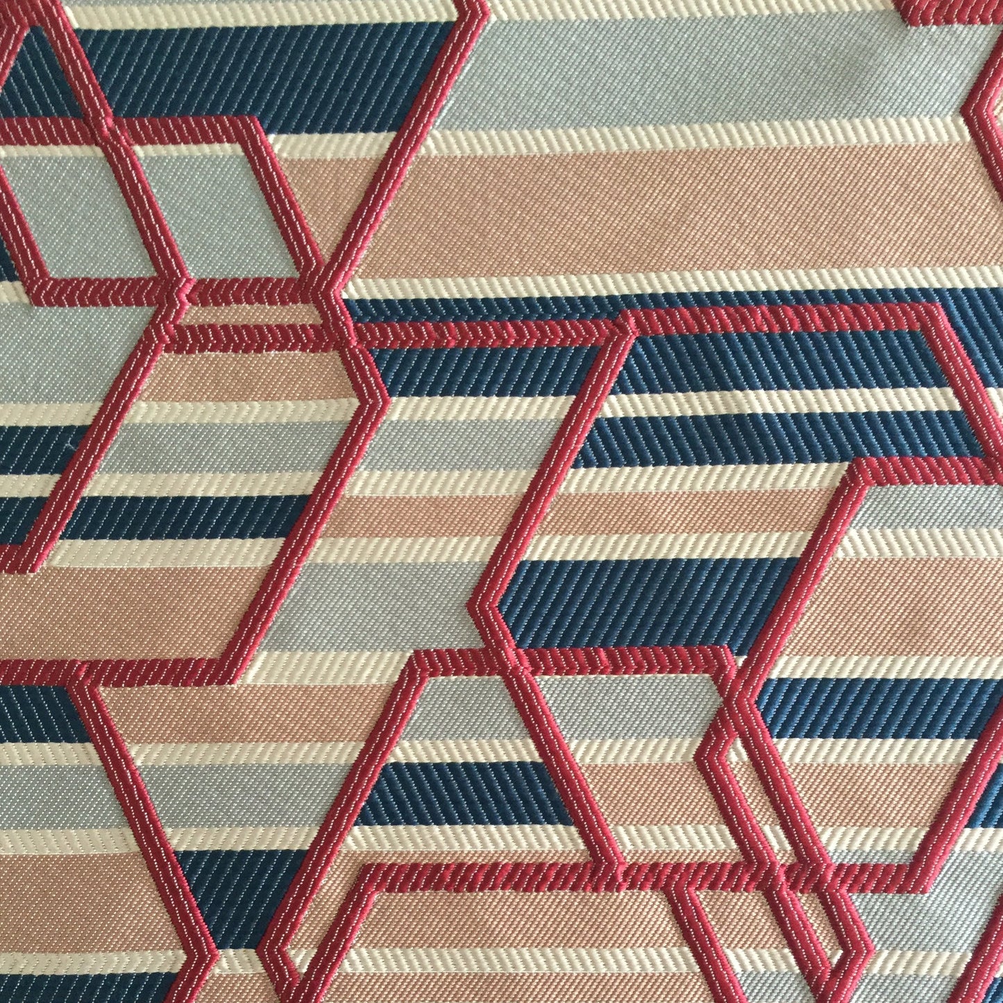 Multicolor geometric fabric