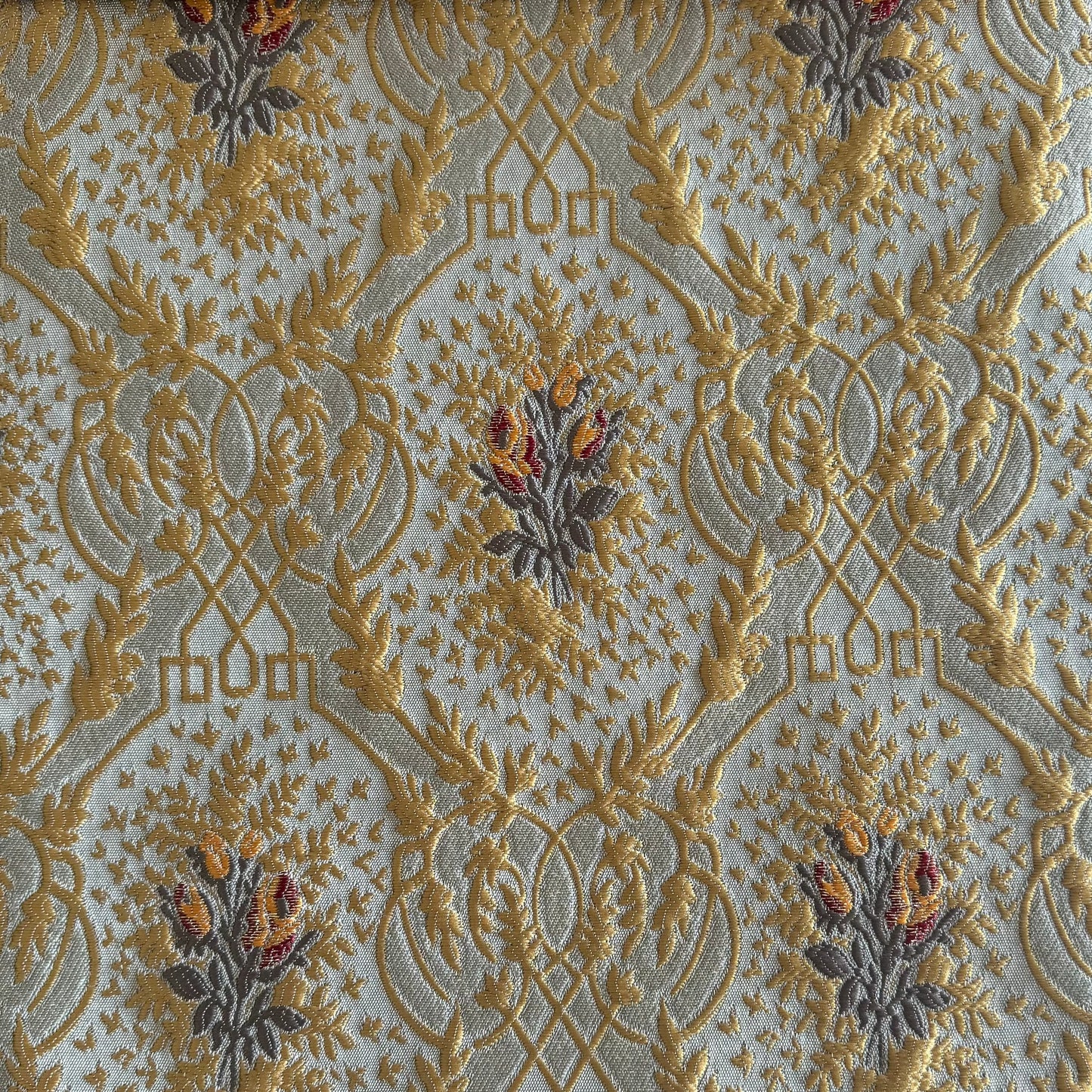 Tissu fleuri