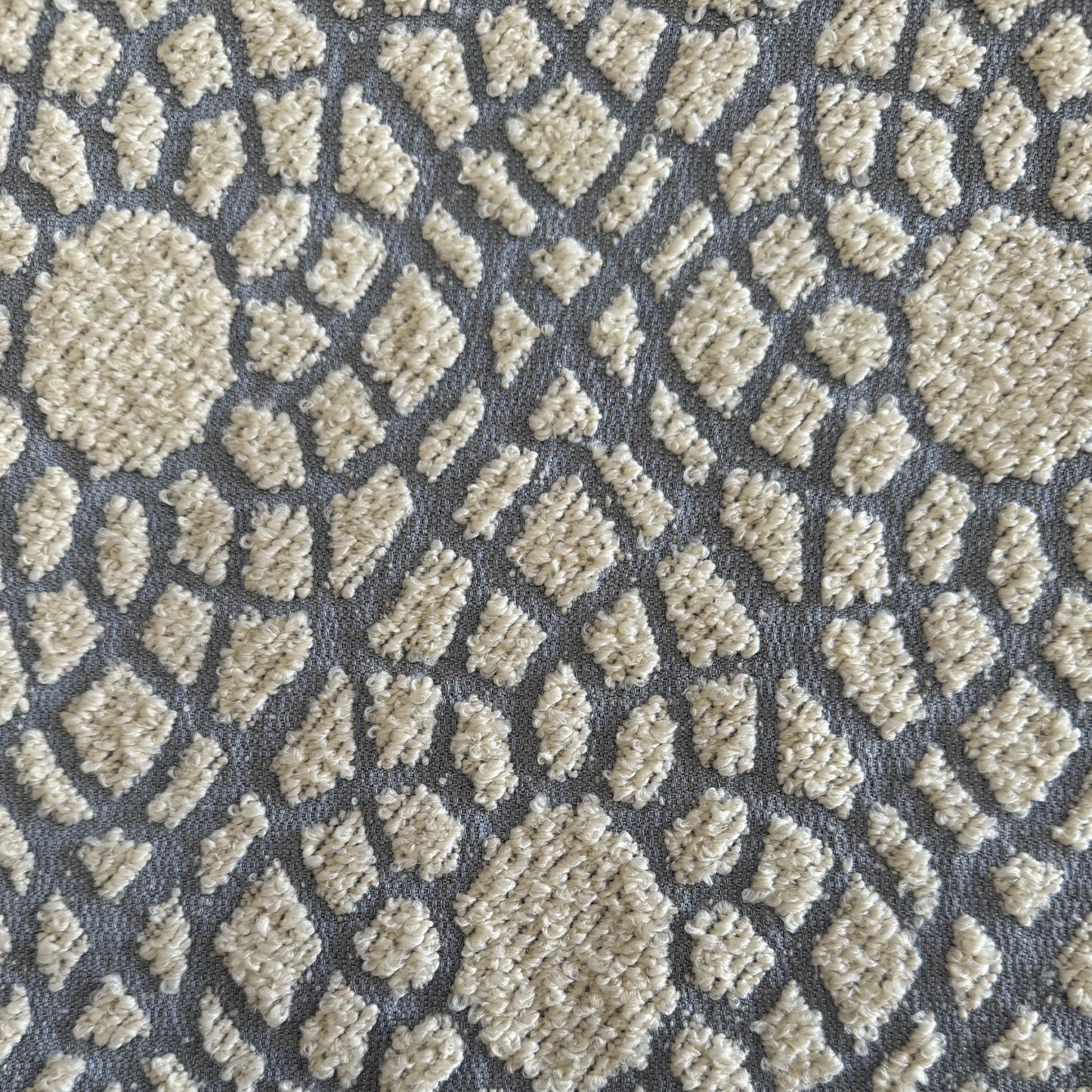 Bouclette fabric with double-sided geometric pattern 