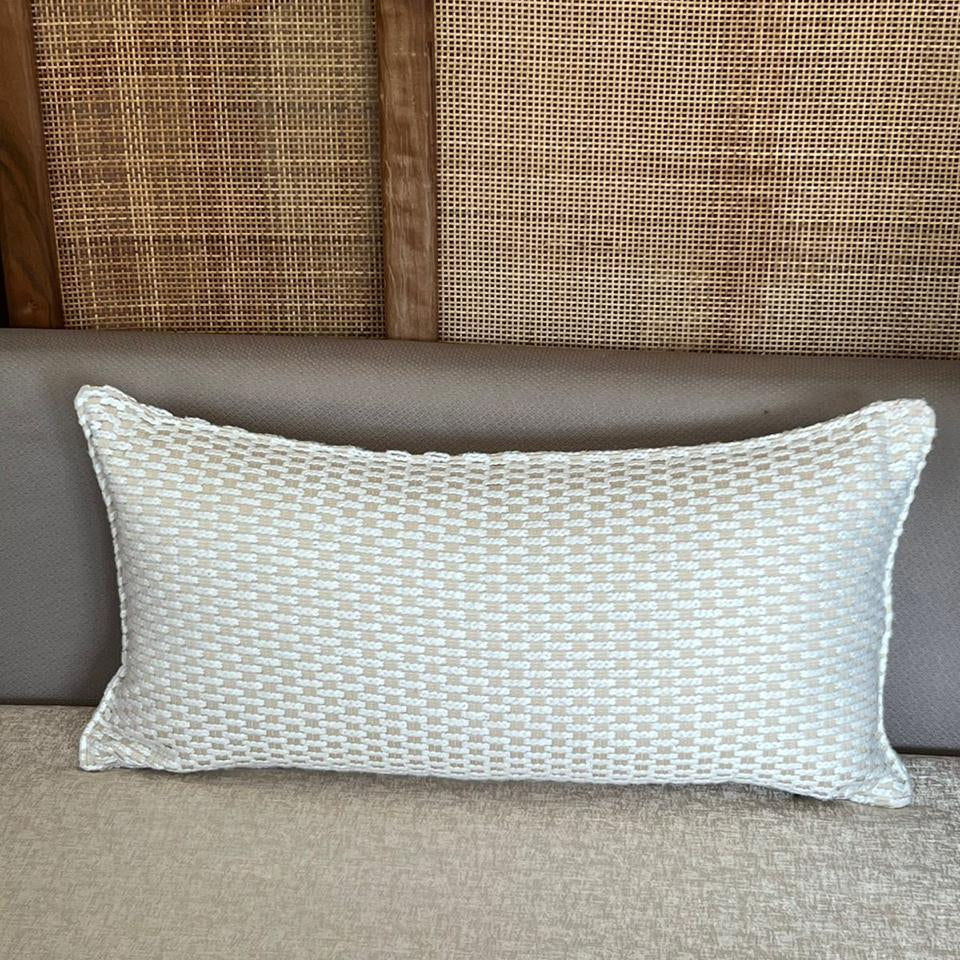Coussin rectangulaire bouclette torsadée - ecru