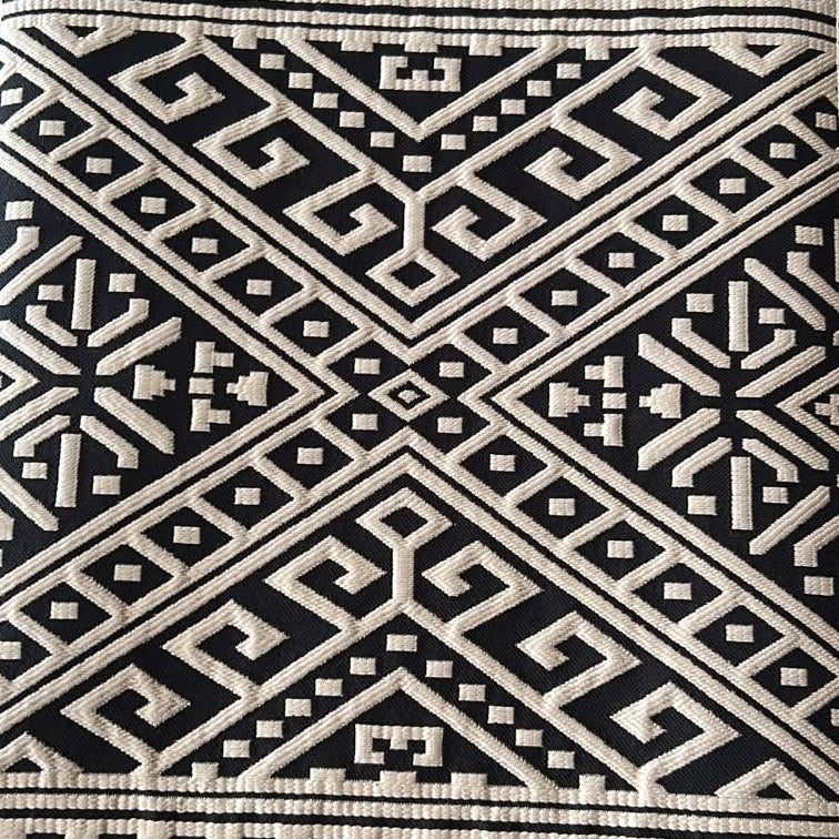 Tissu ethnique Grand Motif