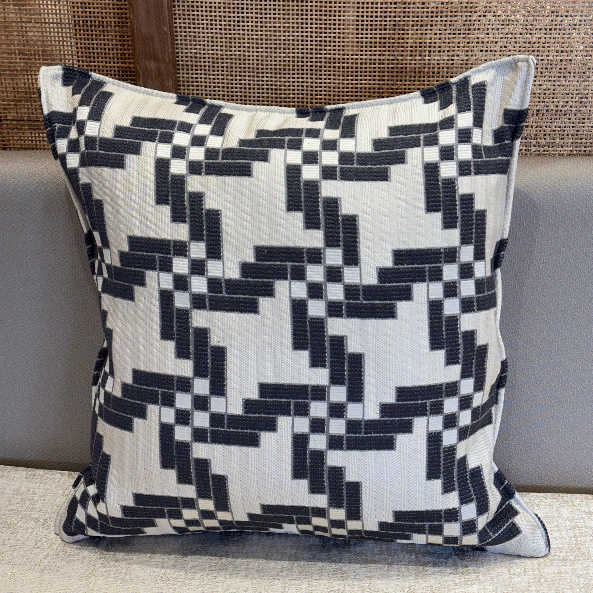 Coussin Géométrie Minérale noire