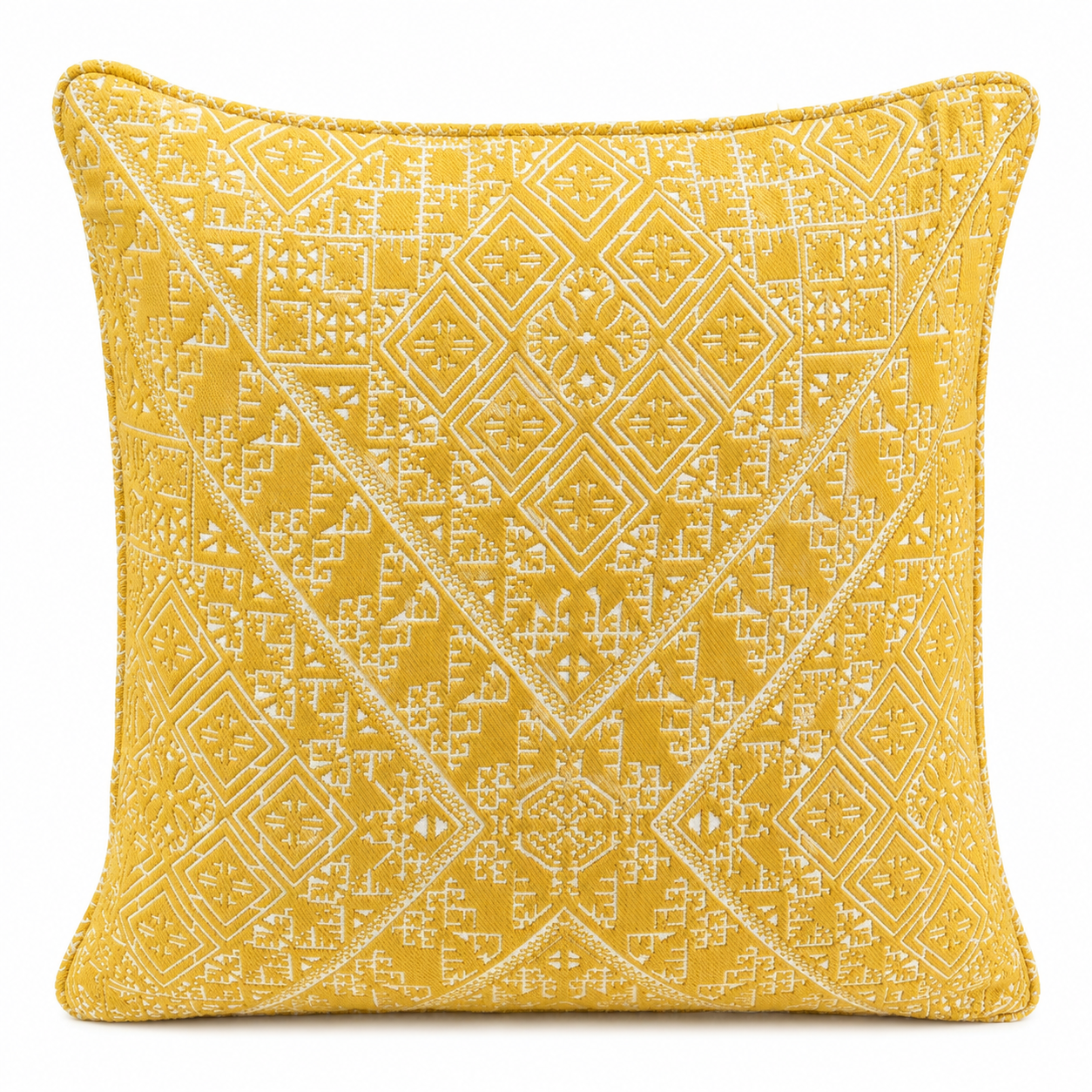 Coussin décoratif jaune  à motif ethnique tissé en relief, idéal pour une décoration chaleureuse et moderne.
