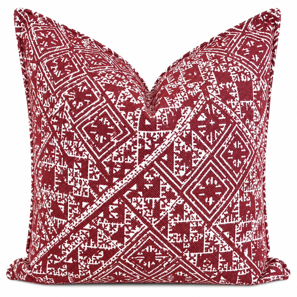 Coussin décoratif prune à motif géométrique marocain tissé en relief, idéal pour une décoration moderne et néobeldi – Biyadi Collection.