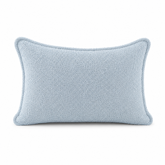 Coussin bouclette bleue claire