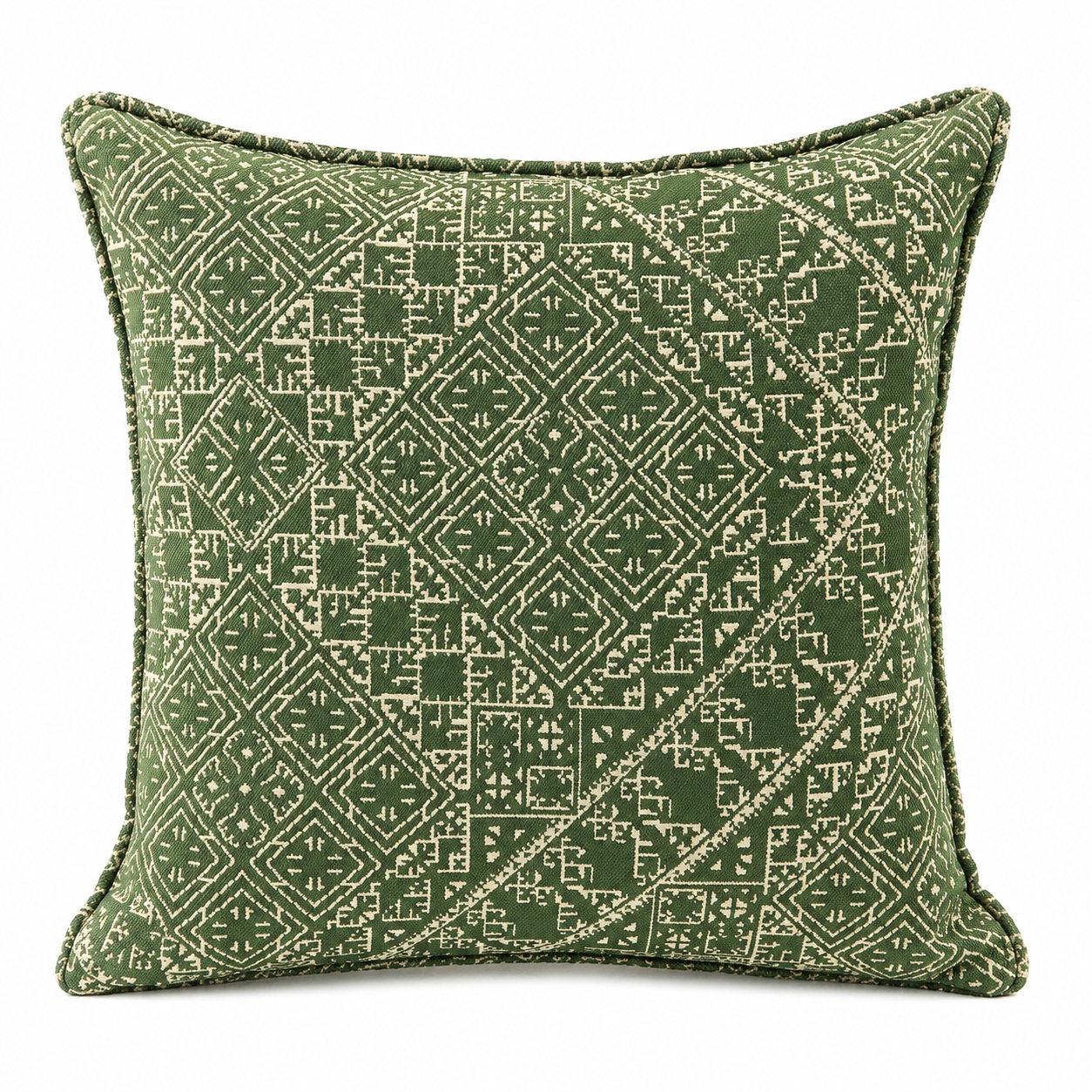 Coussin vert  à motifs géométriques tissés en relief sur fond blanc, style néobeldi moderne pour décoration de salon – Biyadi Collection.