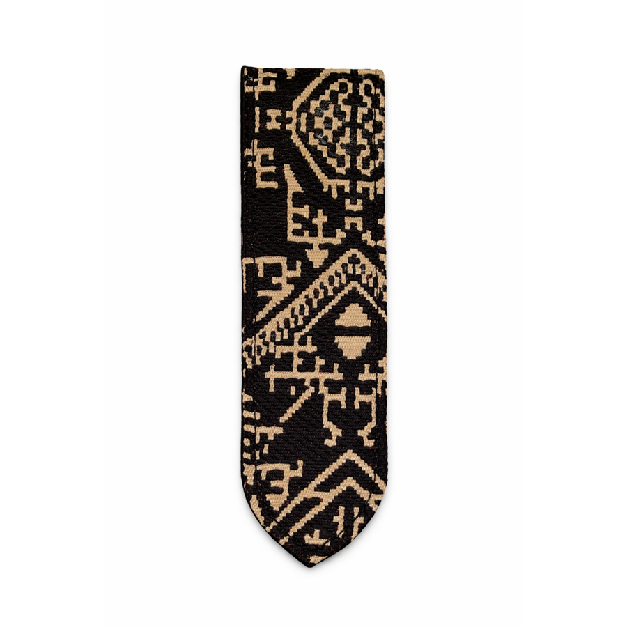 Marque-page en tissu Tarz noir et beige tissé au Maroc avec motifs géométriques – Biyadi Collection