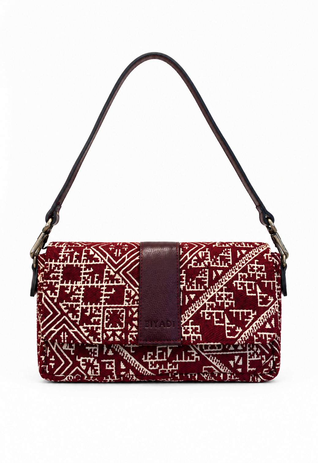 Sac baguette bordeaux en tissu marocain tissé et cuir véritable – Biyadi Collection