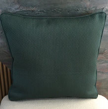 Load image into Gallery viewer, Coussin décoratif  marocain vert
