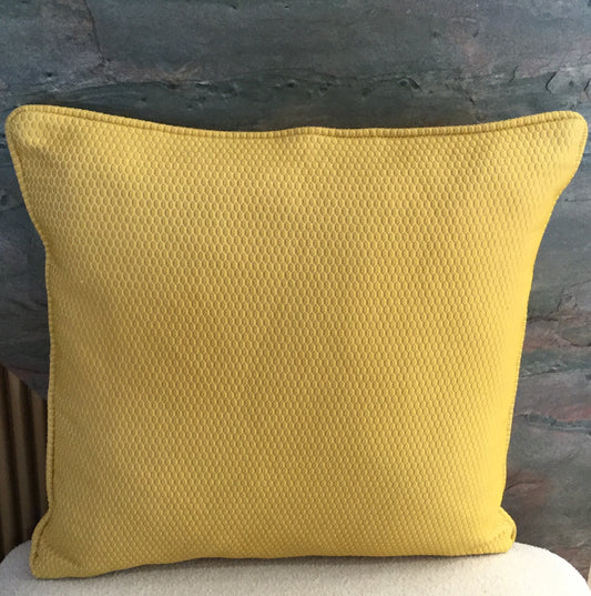 Coussin décoratif jaune marocain