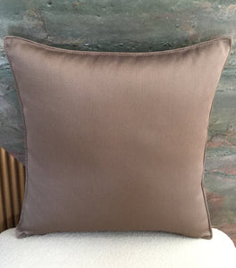 Coussin uni taupe