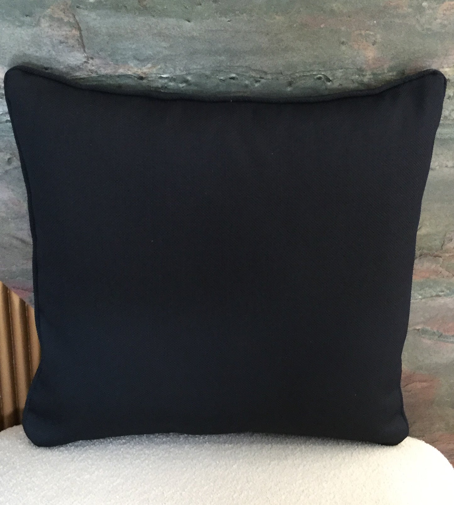 Black decorative cushion 50x50cm