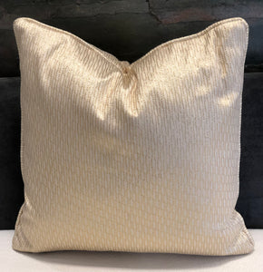 Decorative cushion with golden geometric pattern 50x50cm