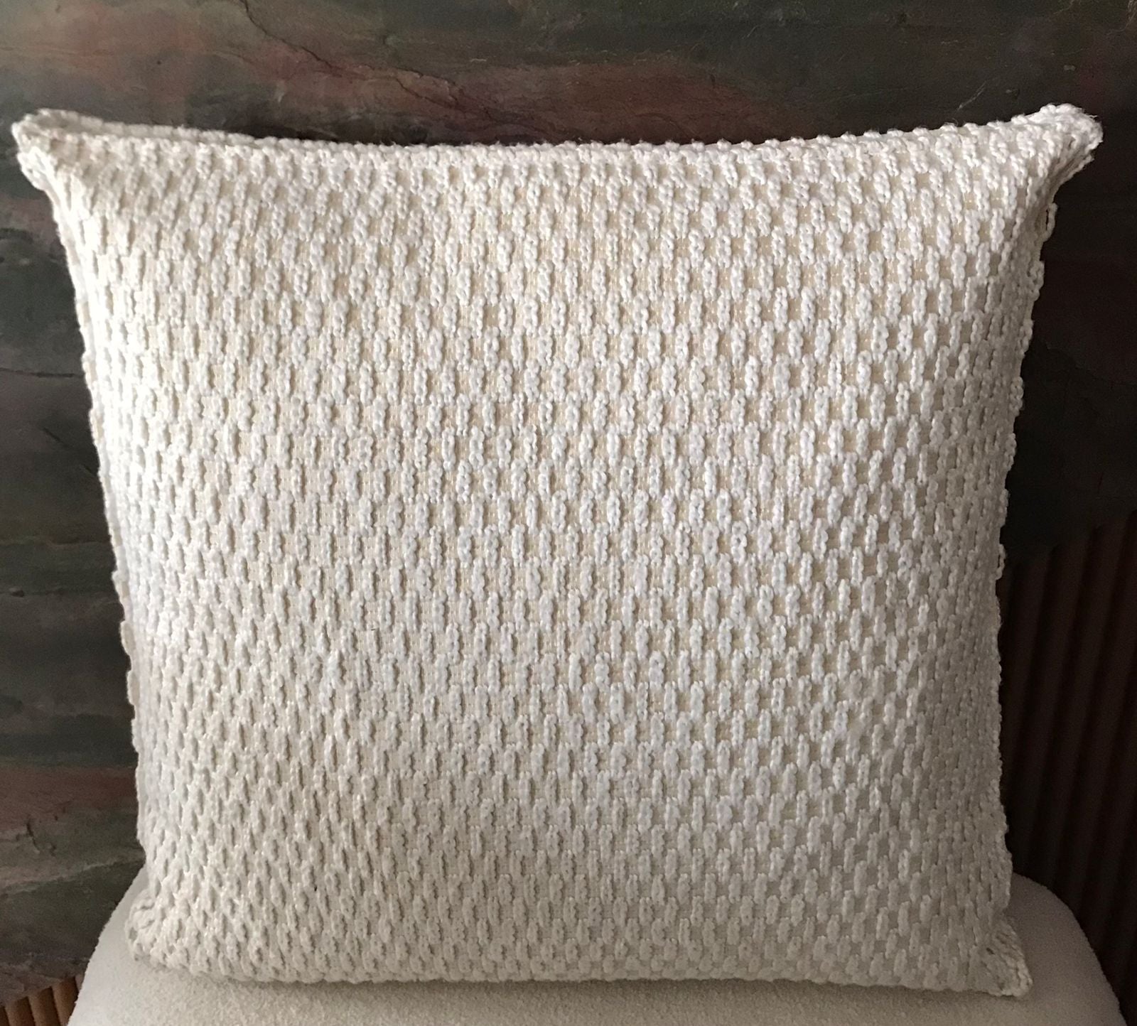 Coussin bouclette blanche