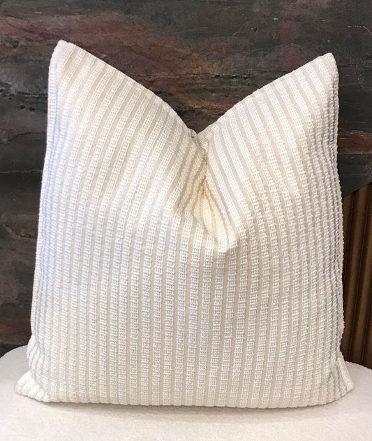 Coussin décoratif carré blanc