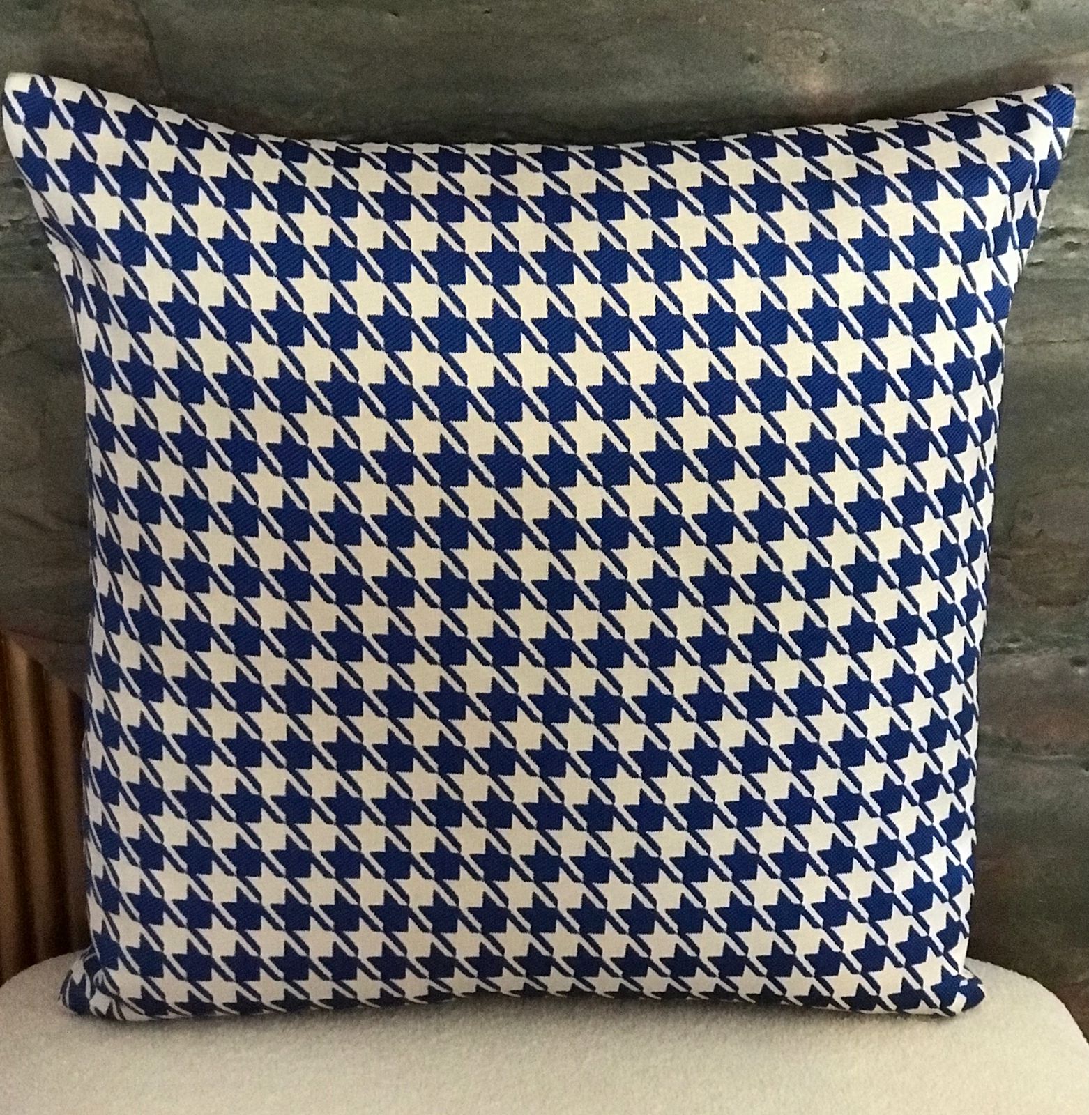 Coussin décoratif pied de poule bleu 